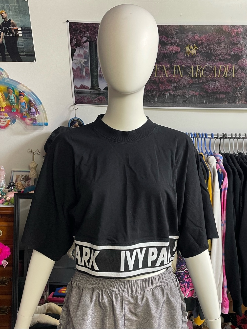 Rare Ivy Park Logo Flatknit Crop Top Shirt Size Small Black White Athletic Wear